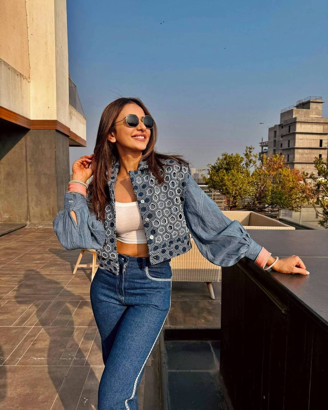 Ünlü oyuncu yürekleri ağza getirdi! Apar topar hastaneye kaldırıldı 29